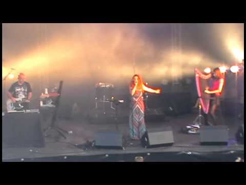 ARNEO - Takenn Dour (Live Bénodet 2013) HD