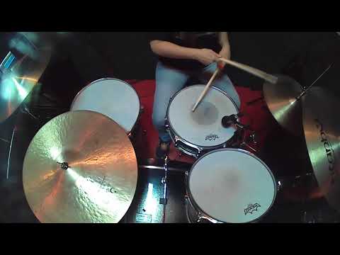 Basket case - Green day. Drum cover by Leire Colomo