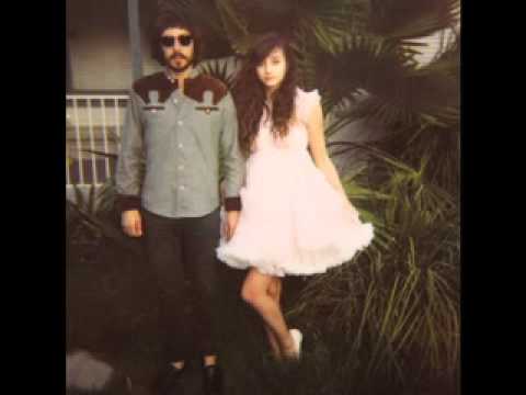 POP LEVI & BUNNY HOLIDAY - LA Runaway [from 'LEVITATION VOL. 1' Mixtape]