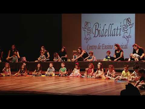 Musicalização Infantil BIDELLATI - "The Clap Clap Song"