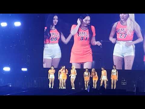 [180908] HallyuPopFest 2018 Momoland Part 5/10 - Lucky Draw Random Dance