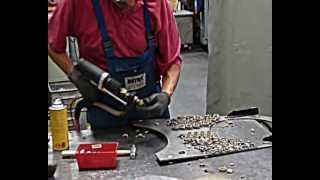 Download lagu BETEK TungStuds: Effektiver Verschleißschutz / Effective wear protection mp3