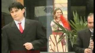 Altin Myftari - Në Mëngjes Pa Zbardhur Dita