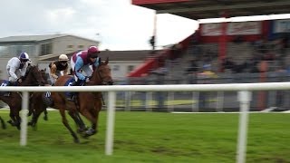 preview picture of video 'Highlights from 10th June 2014 meeting at Roscommon Races'