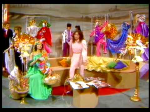 עופרה חזה - סופרסטאר מתוך זהו זה Ofra Haza - Superstar