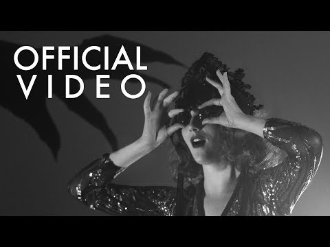 download lagu mp3 mp4 Alices Night Circus, download lagu Alices Night Circus gratis, unduh video klip Alices Night Circus