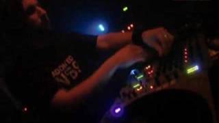 Dancefloorhunterz.com : Yannis Becker aka Acid Soda - Urban Sound @ DV1 Club (Lyon-France)