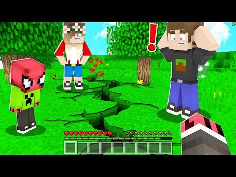 DEPREM KÖYÜMÜZÜ YIKTI! 😱 - Minecraft