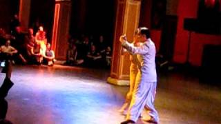 Jonathan Spitel y Betsabet Flores en Konex2 アルゼンチンタンゴ