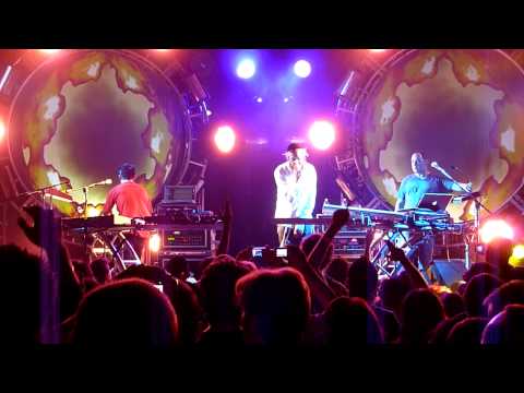 The Crystal Method - Live at Webster Hall - 05/09/2009 - With Matisyahu - HD Full Song