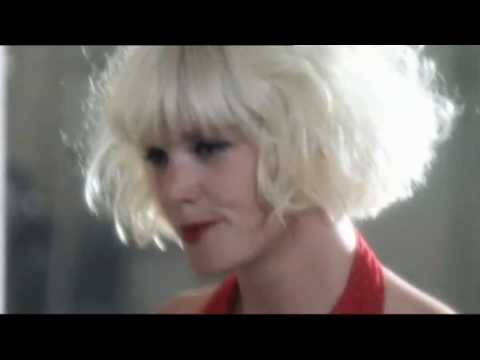 09 Sylvie Vartan & Micky Green   L'amour C'est Comme Une Cigarette