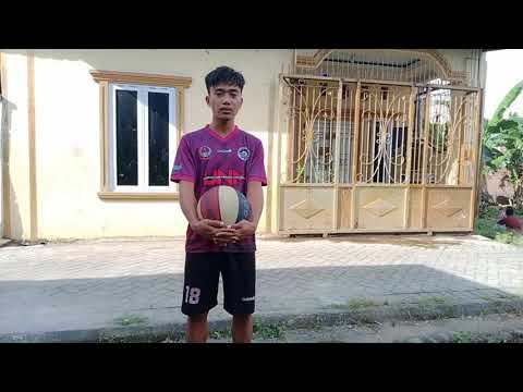 cara mengumpan dan mengoper bola dalam permainan bola basket