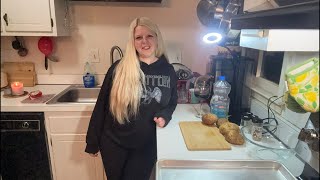 Saturday Night Dinner Livestream 🍔