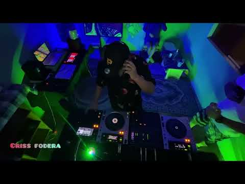 CLANDESTINE SESSION #16 dj -productor (criis fodera )