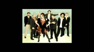 Ojos De Brujo - Intro of  Girando Bari