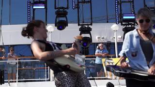Larkin Poe - Run For Your Money (18.08.2019, Norwegian Pearl, Mediterranean Sea)