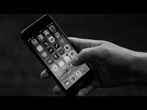 Como tirar preto e branco da tela celular