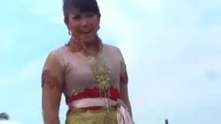 Download lagu Joget dendang Melayu _ Rama  - Jambu Merah  , Dina  - Joget Anak Tiung mp3