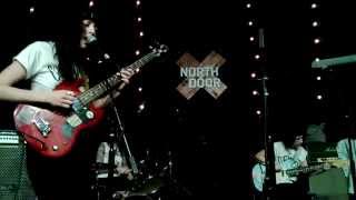 The Coathangers - Merry Go Round (live)