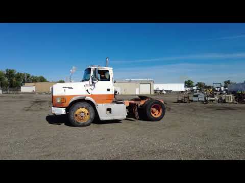 1995  Ford Aero Max  9000 Semi Truck