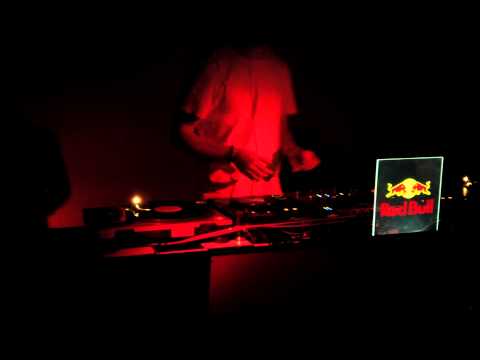 Rhadoo @ Club Space Bucuresti - part3 (15-12-2011)