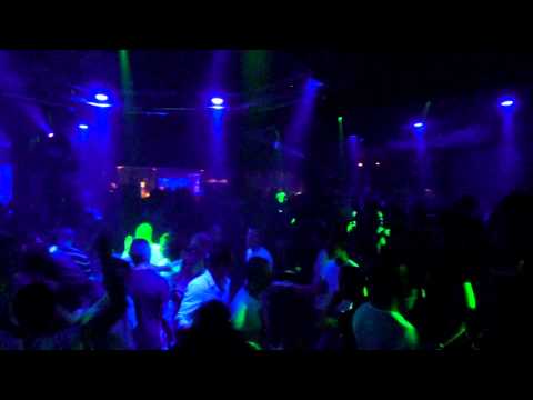 La Bush Closing - Sispeo - Room 2 - 30-08-2013 !!!!!!! Max Dub