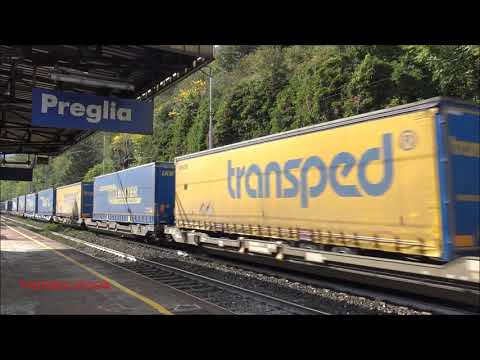 UNA DOPPIA DI LOCOMOTIVE PER UN MERCIONE DI SEMIRIMORCHI A PREGLIA. (VB) SAB. 10 - 10 - 2020.