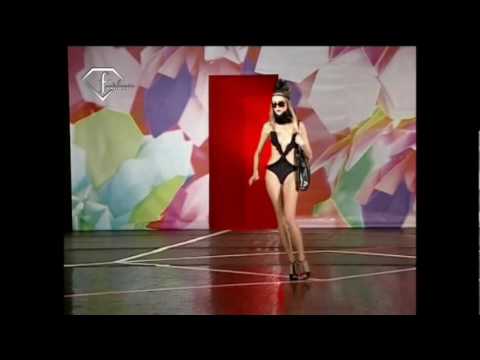 fashiontv | FTV.com - FATIMA LOPES PARIS SS 09 SHOW