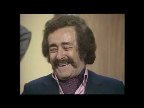 Mind your Language - Juan and Su Lee - Spanish Restaurant