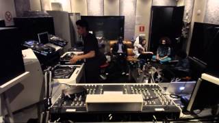 Jarreau Vandal @ Shourai Sessions, Studio 80, Amsterdam (01-04-2014)