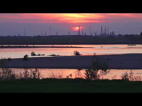 Tramonto sul fiume Po