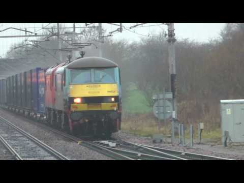 90024+019,sb Mossend Daventry Malcolm containers throu P2,Acton Bridge 21,12,16