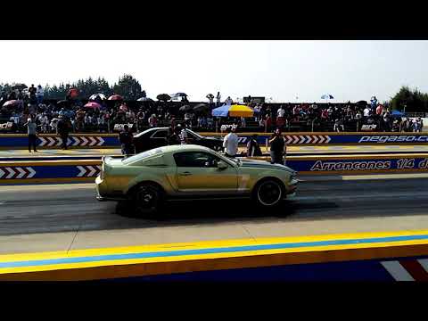 $30,000 De apuesta! Mustang (Osiris) vs 300c (El Panda) Arrancones Pegaso!!