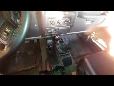 B&M Precision Sport Shifter in a 2001 Jeep TJ NV3550