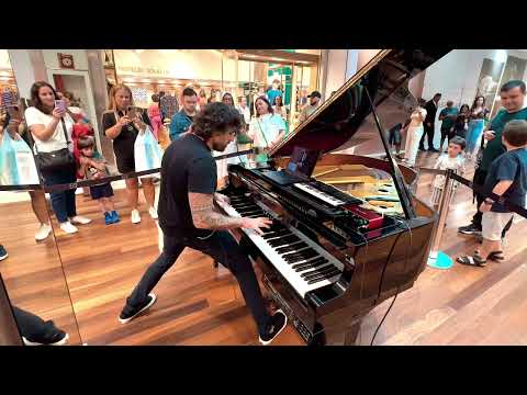 Bon Jovi Livin' On A Prayer (Piano Shopping Mall)