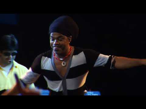 André Lellis Ao Vivo em Guarapari - Eu Fico [Feat. Durval Lelys e Carlinhos Brown]