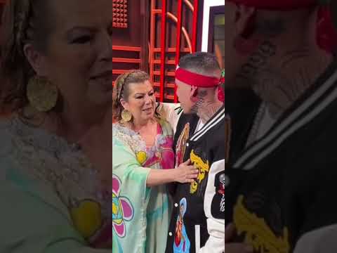 Santa Fe Klan y Margarita La Diosa De La Cumbia ❤️🇲🇽