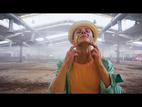 download lagu mp3 mp4 A Me Mi Piace, download lagu A Me Mi Piace gratis, unduh video klip A Me Mi Piace