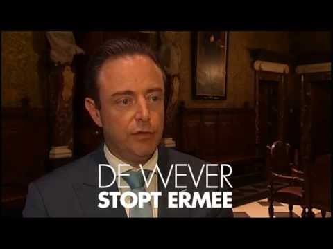 De Wever is op eigen vraag van zijn opdracht ontheven