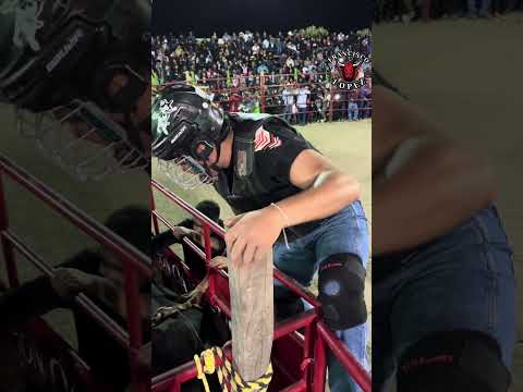 Selección oaxaqueña 📍san Vicente Coatlan #jaripeo #toros #tradiciones #oaxaca #toros