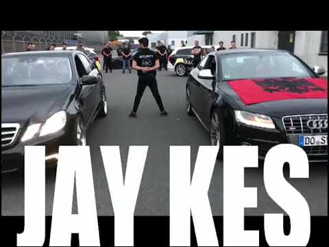 Zjarr do ta bëjna Z-D-T-B 2K18 këngëtari i BackVokaleve LALIÇ MUSTAFA