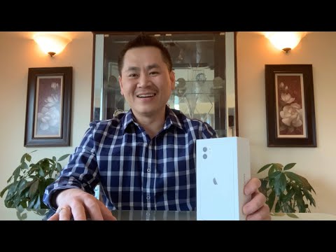 Unboxing my iPhone 11. Well actually it’s not my phone. I need to stop unboxing people's stuff. 😂