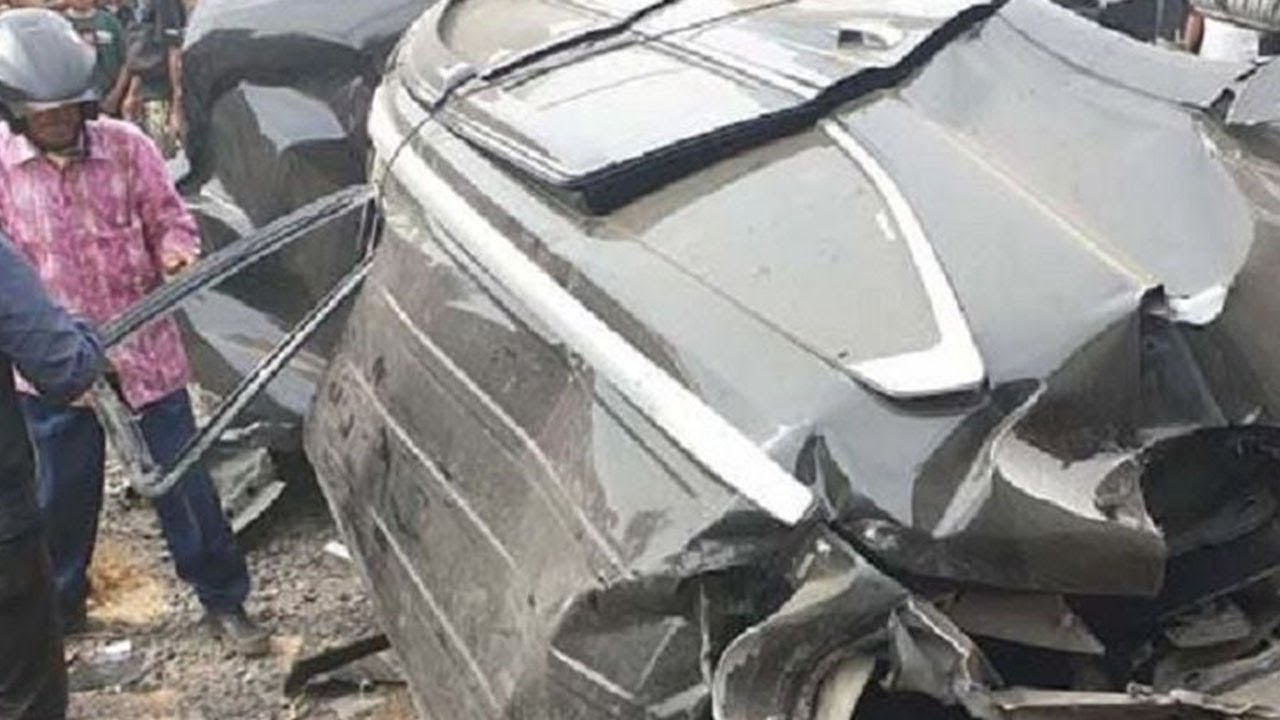 Kecelakaan Pajero Vs Kereta Api Sritanjung, Polisi Periksa 