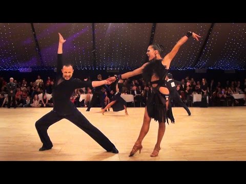 Maurizio Vescovo - Andra Vaidilaite | Disney 2015 | Professional LAT - F R