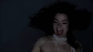 Björk : Pagan Poetry (Uncensored)