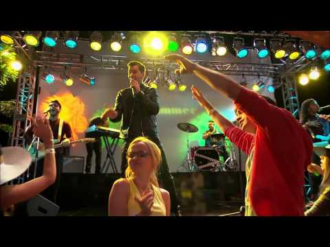 Andy Grammer "Honey, I'm Good" | Liv and Maddie | Disney Channel