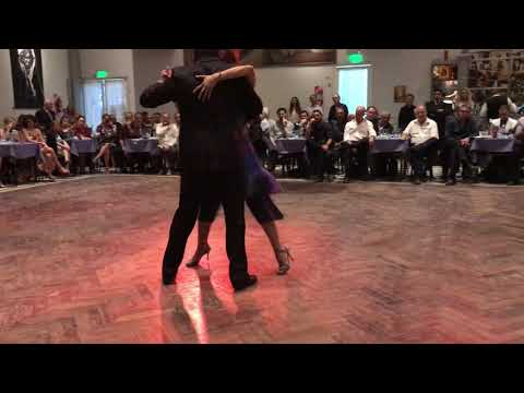  Claudia Jakobsen  and  Luis Rojas  are  dancing  to  the  tango  "  El ultimo café  "  by  Juan D'Arienzo  in  2019