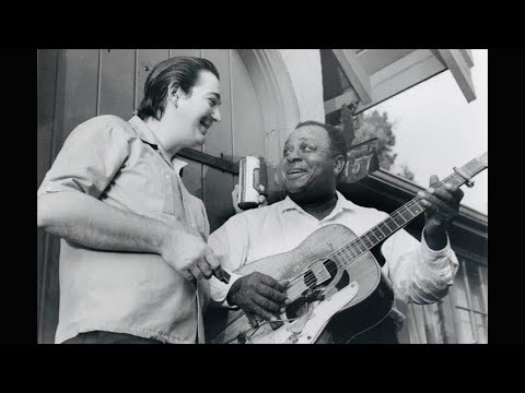 A Conversation with Charlie Musselwhite:  from Mississippi to Chicago