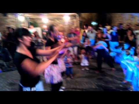 Balocchi passeggiare degustando montecosaro