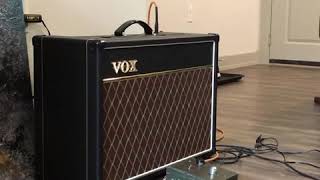 Video thumbnail for Vintage Sovtek Electro Harmonix Small Stone through Vox AC15c1 by Darien Cruz Music